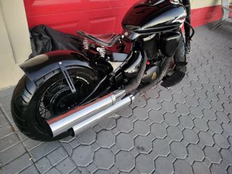 2011 Suzuki Boulevard C50T motorcycle