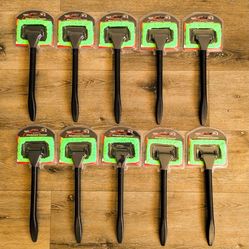 New car windshield cleaner