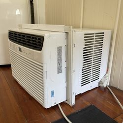 Window AC Unit (10,000 BTU)