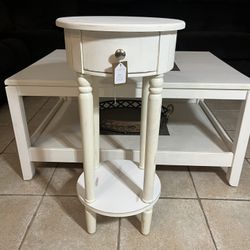 COSIEST 2-Tier Round End Table Classic Brown Wood Accent Table with Storage Shelf