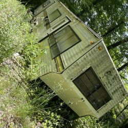 Selling Old Camper