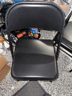 Black Folding Chair – Heavy-Duty Metal Frame