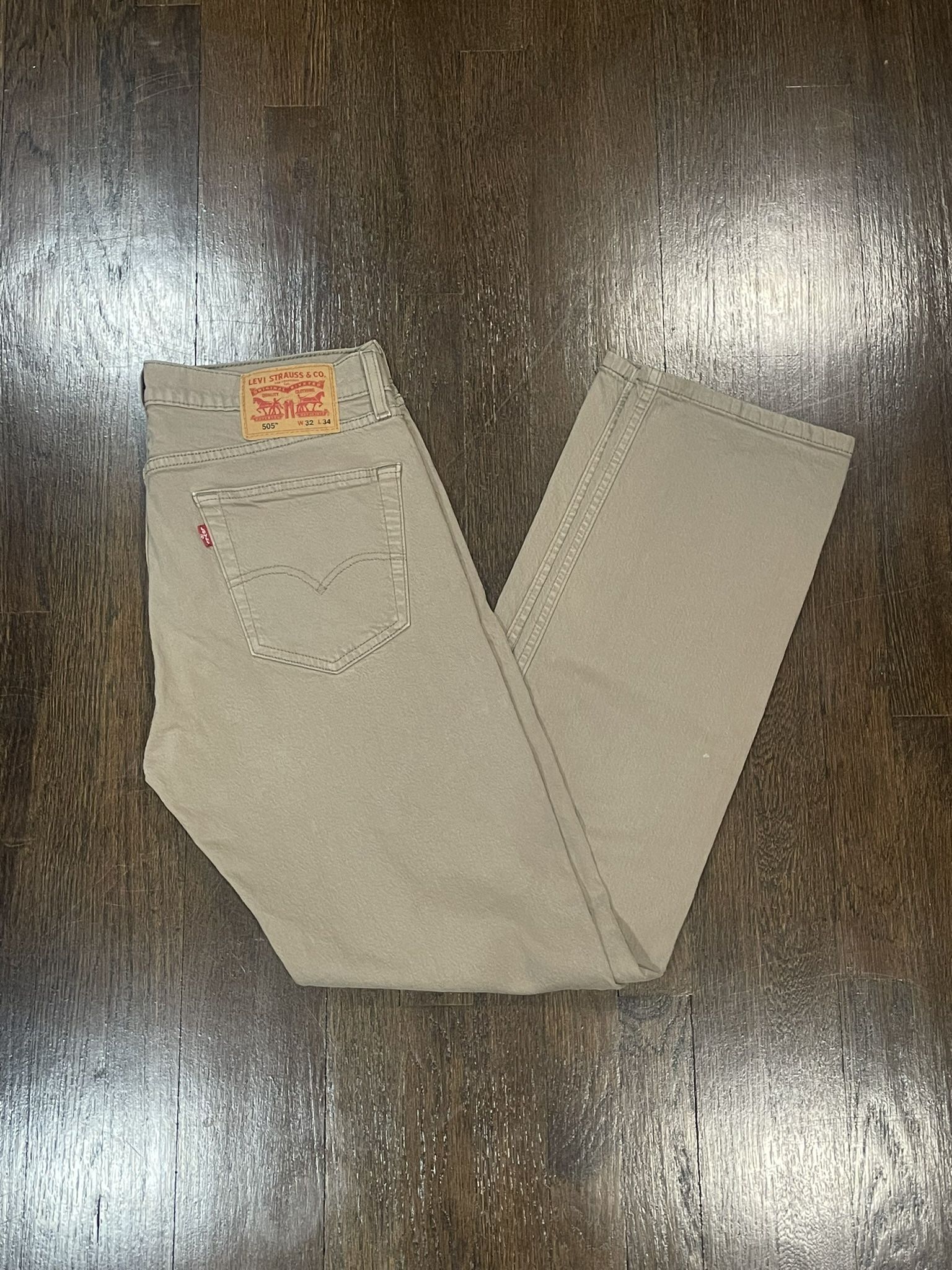 Vintage Levi’s Baggy 505 Tan Jeans Pants