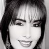 Andrea Flores