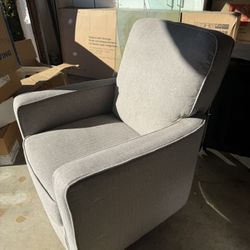 Nursing Rocking Chair 