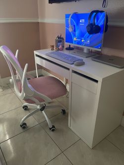 Escritorio y silla