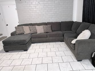 Xl Sectional couches