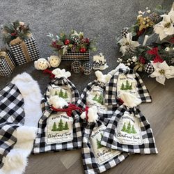 Christmas Decorations 