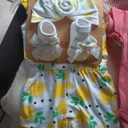 Matching Outfit With Booties, Onesies, Bibs And Crib Sheets