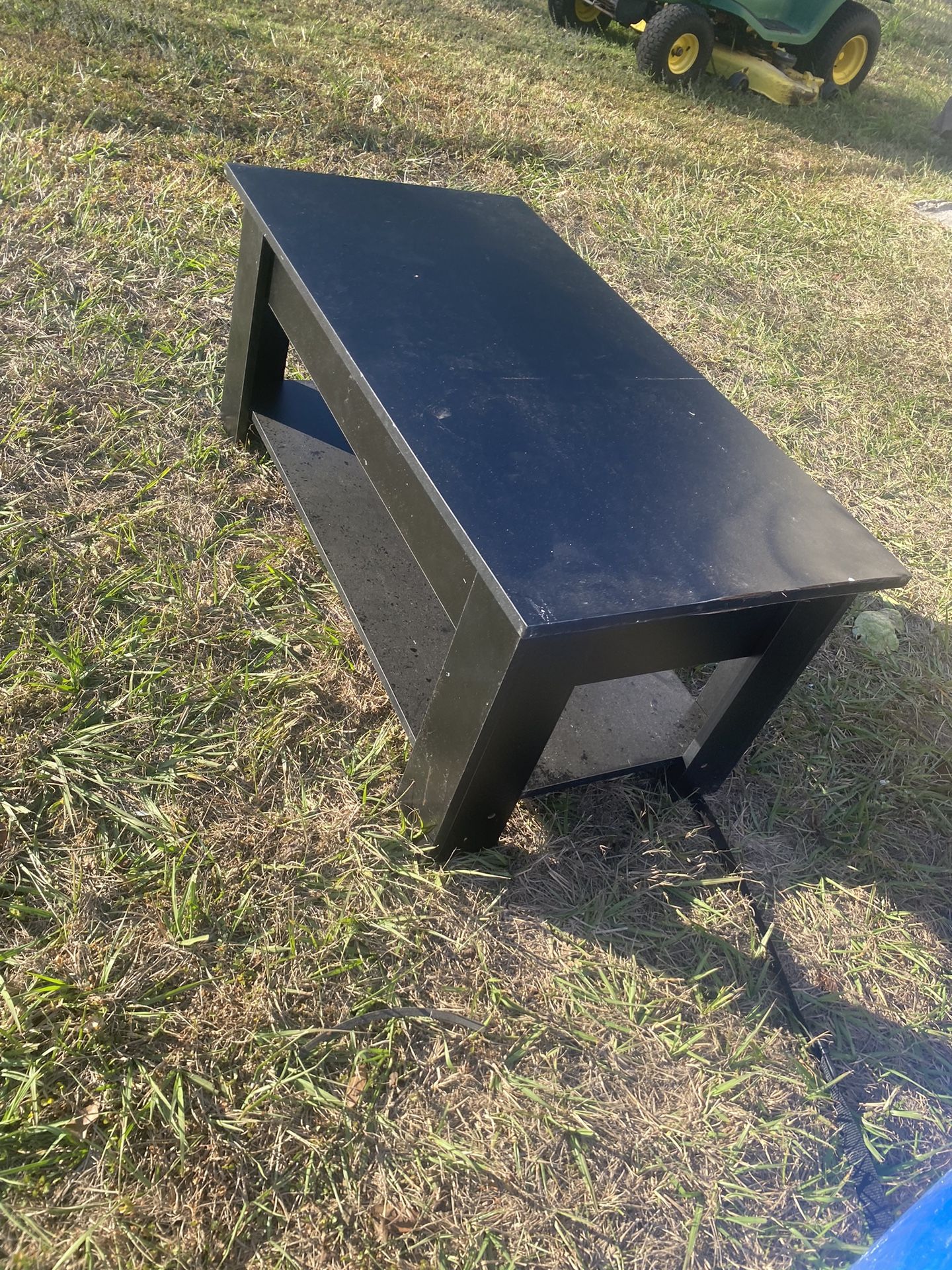 Coffee Table With Compartment