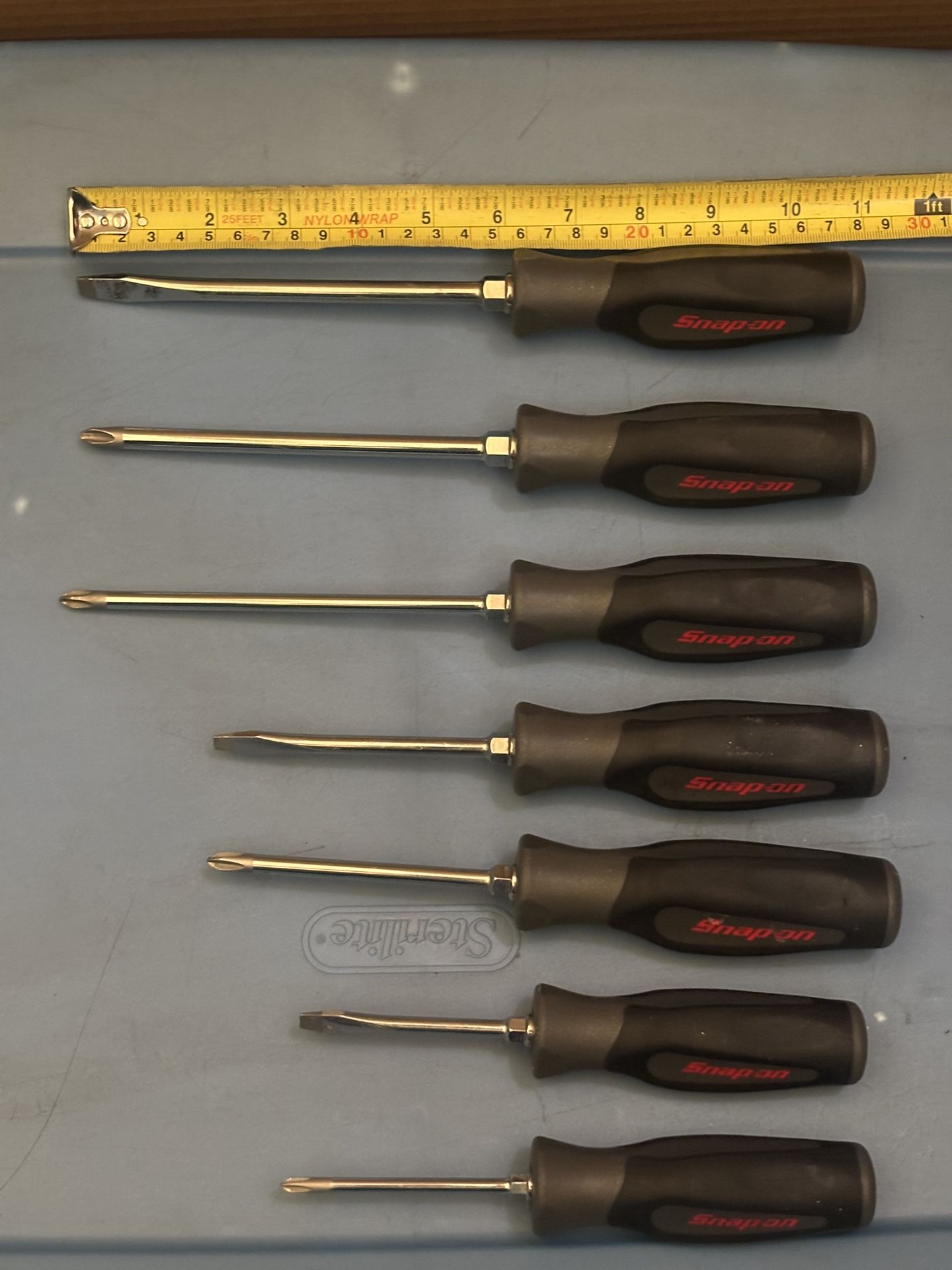 Snap-On Tools 7 Piece Combination Screwdriver Set, 3 Flats and 4 Phillips, Titanium 