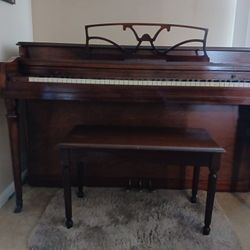 Piano Cherry Wood