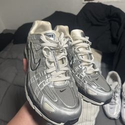 P6000 Nike Shoes Size 15