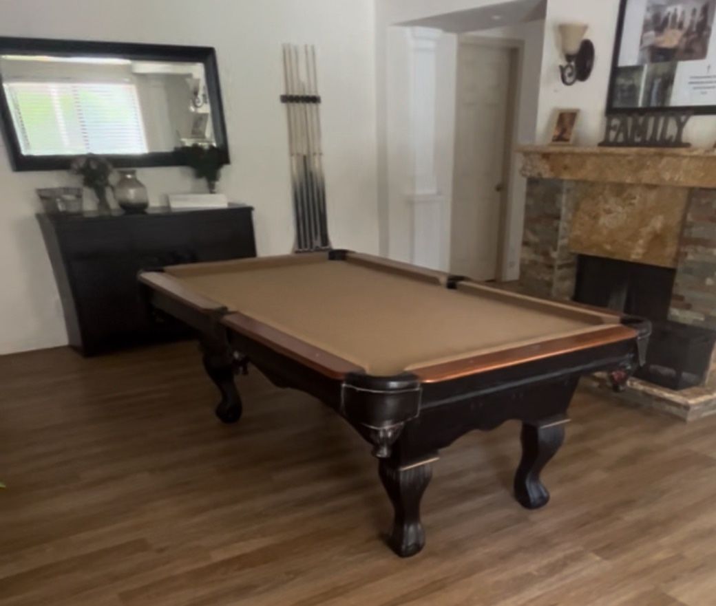Game Room Pool Table