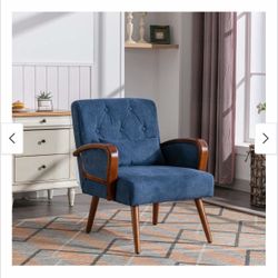 32.48" W Upholstered Armchair With Pillow And Wooden Legs