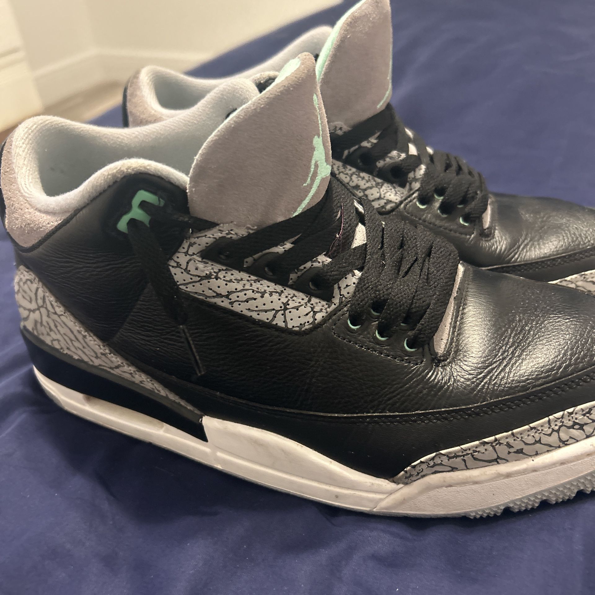 Jordan 3s