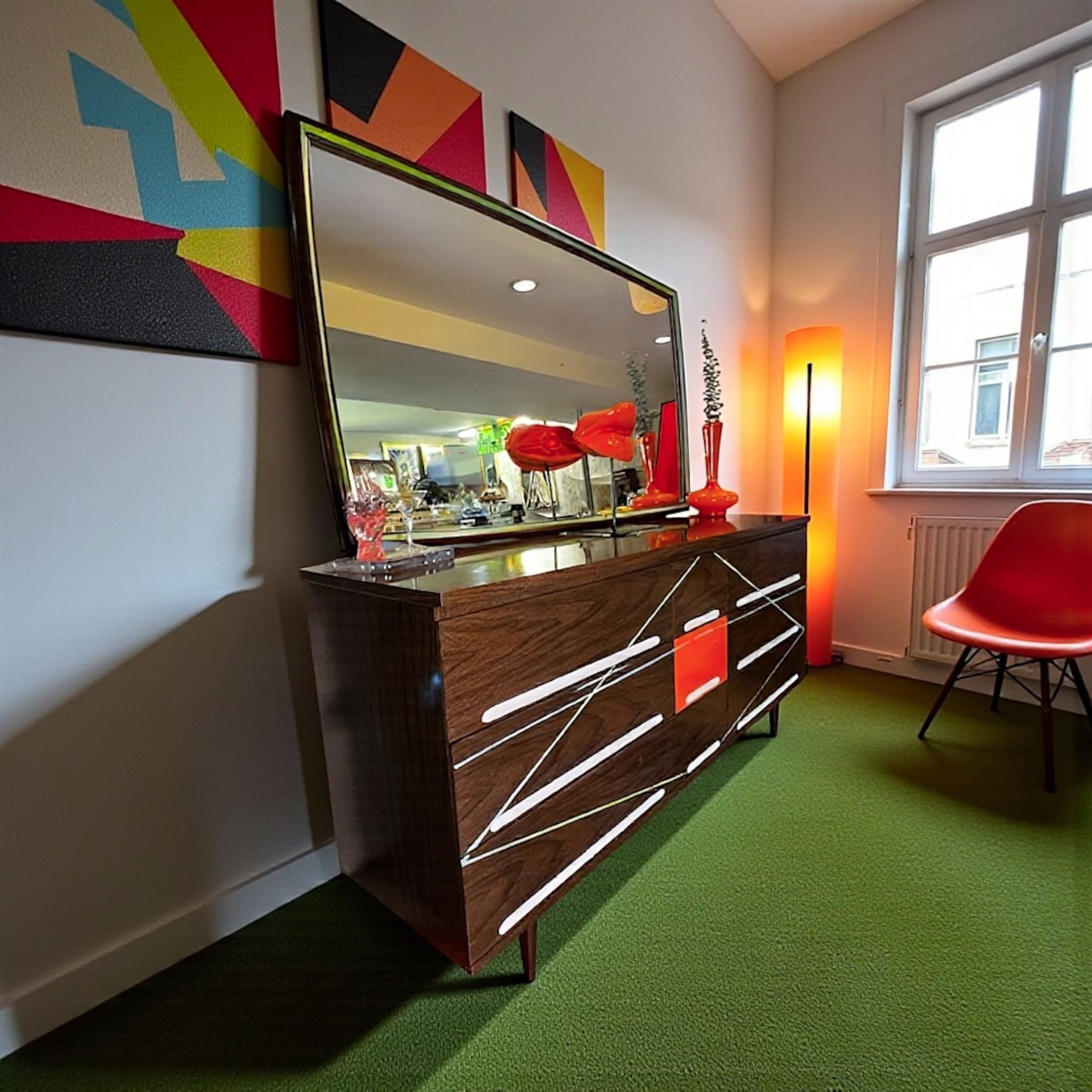 Harmon MCM 9-Drawer Dresser & Mirror | Tacoma-Made