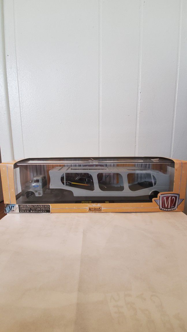 Brand New M2 Machines Gray 1956 Ford COE With Black/yellow 1970 Ford Torino GT 351