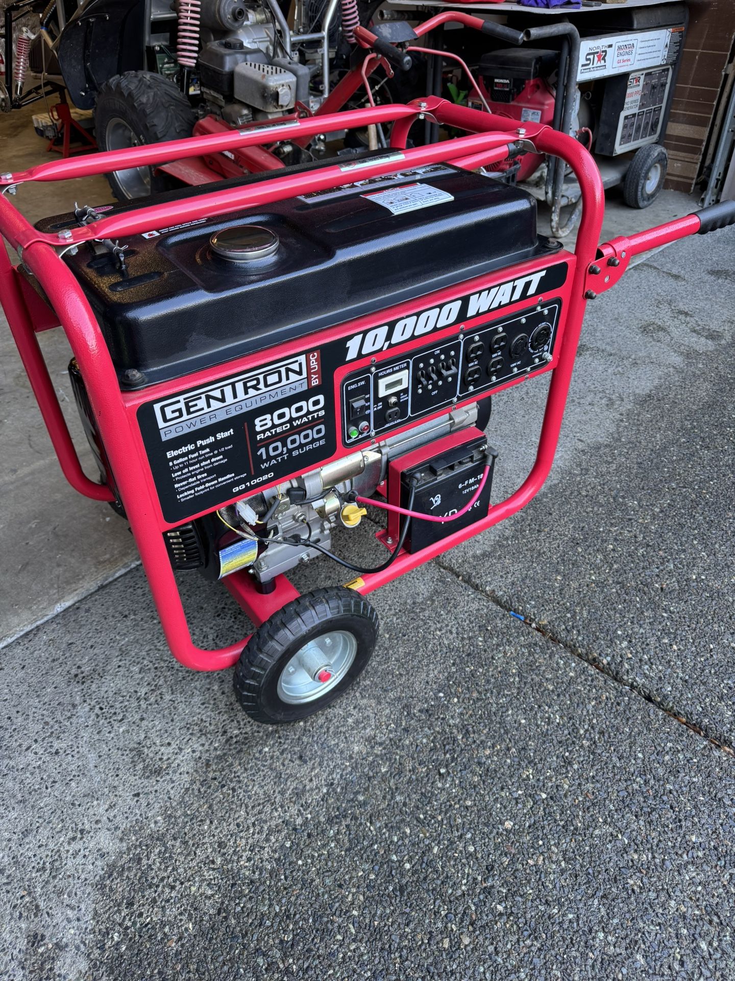 Gentron 10,000 Watt GG10020 generator Brand New!