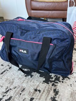 Travel bag with wheels