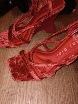 Women shoes.heels