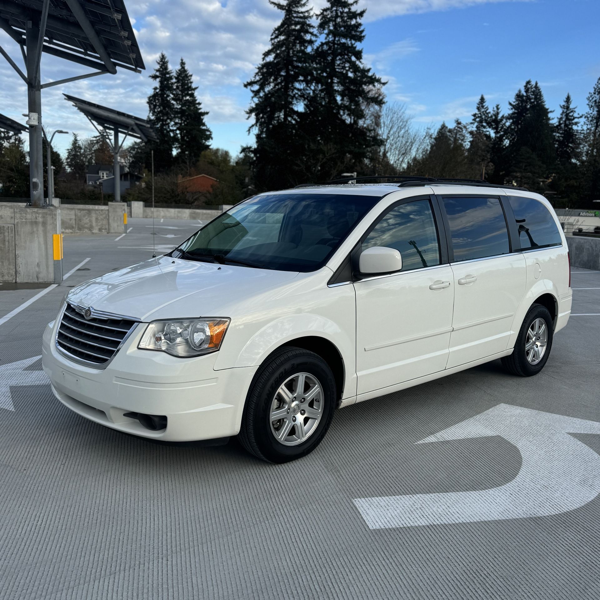 2008 Chrysler Town & Country