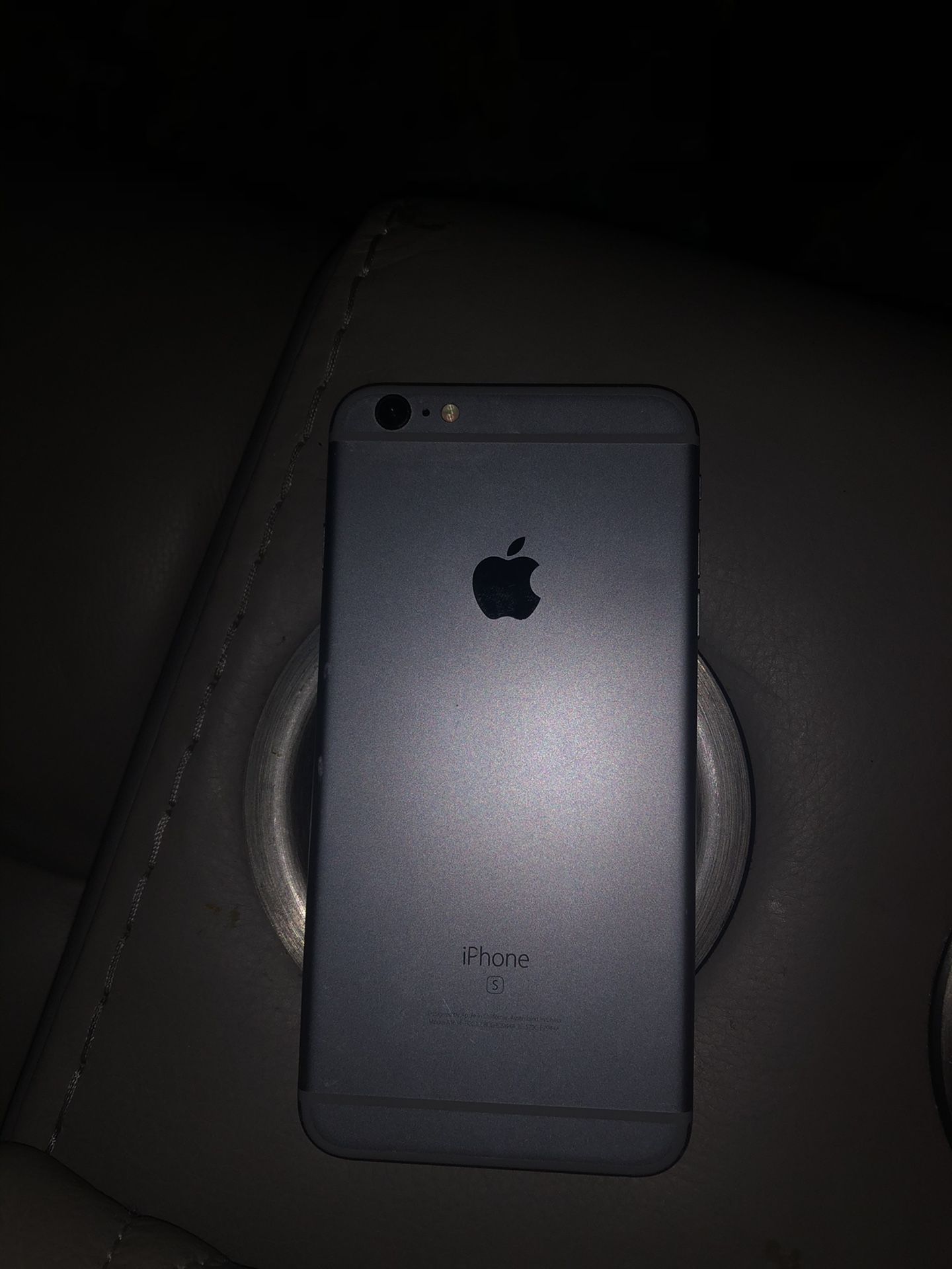 Iphone 6s plus 64 GB space grey unlocked