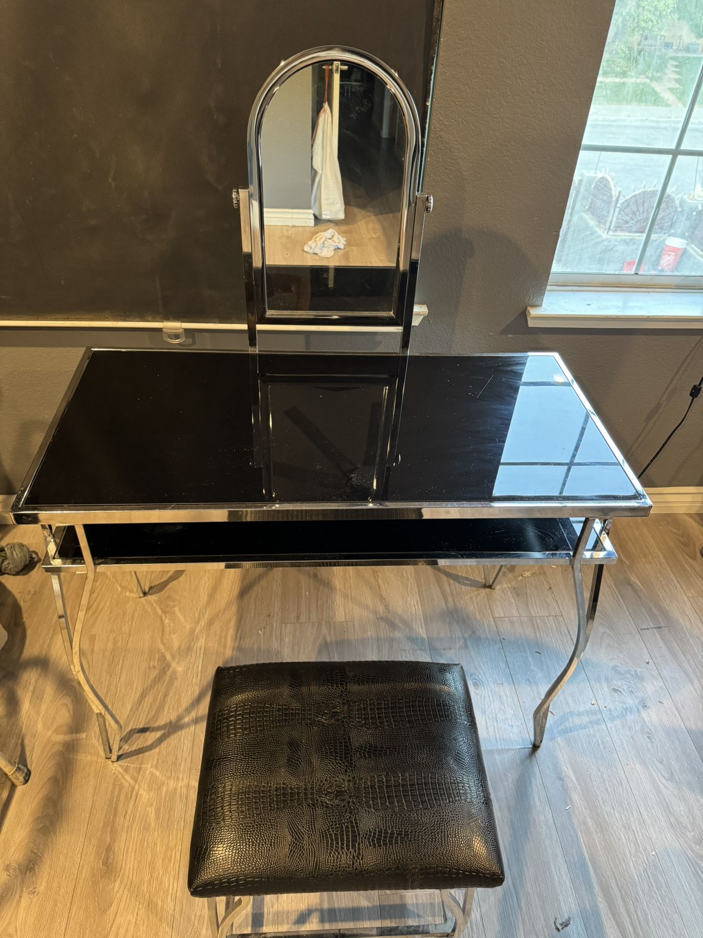 Glass Vanity With Mirror And Chair