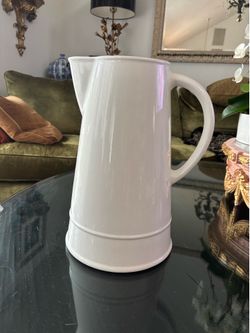Farmhouse pitcher