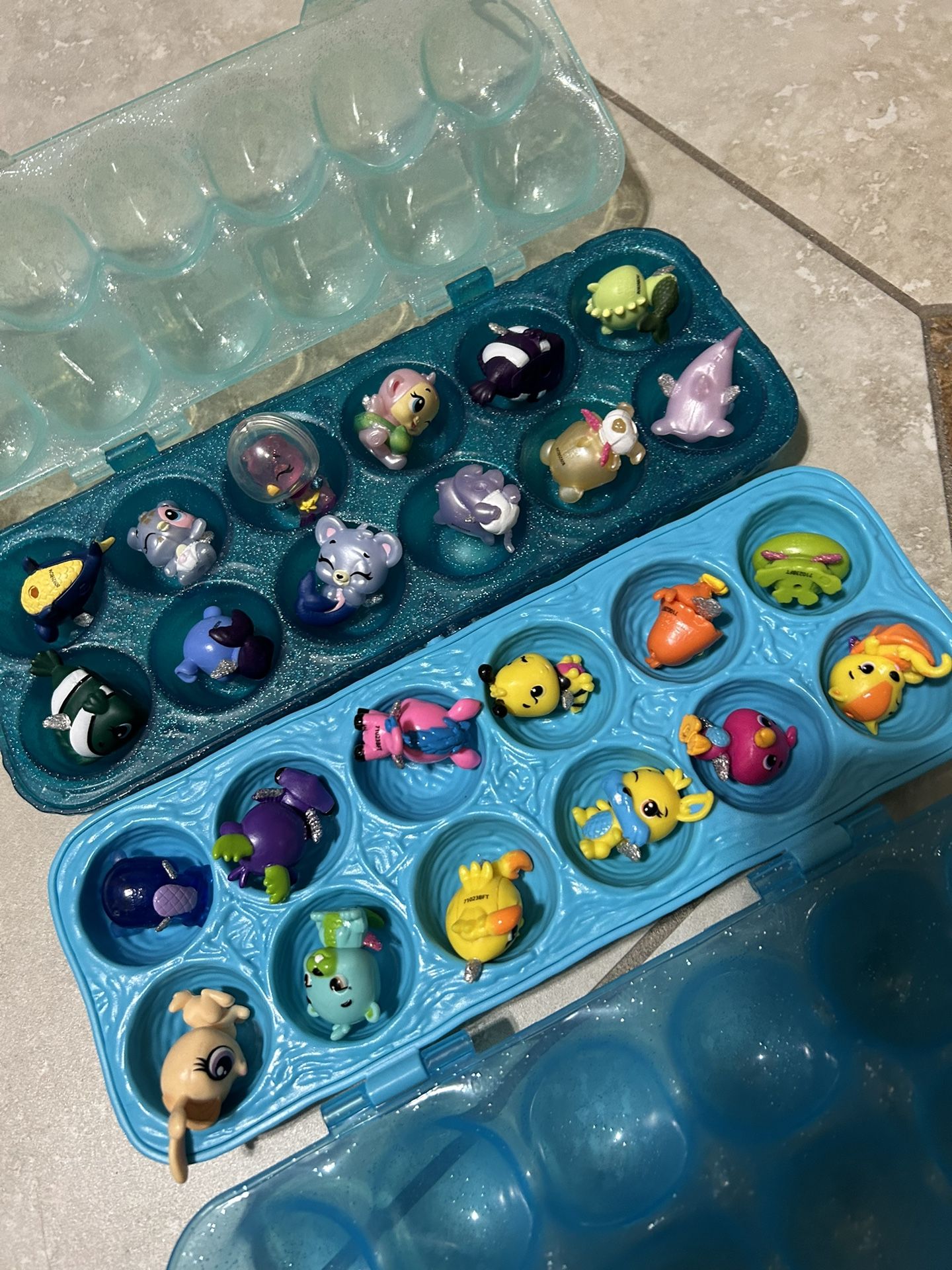 HATCHIMALS Colleggtibles Toys 2 Dozens 