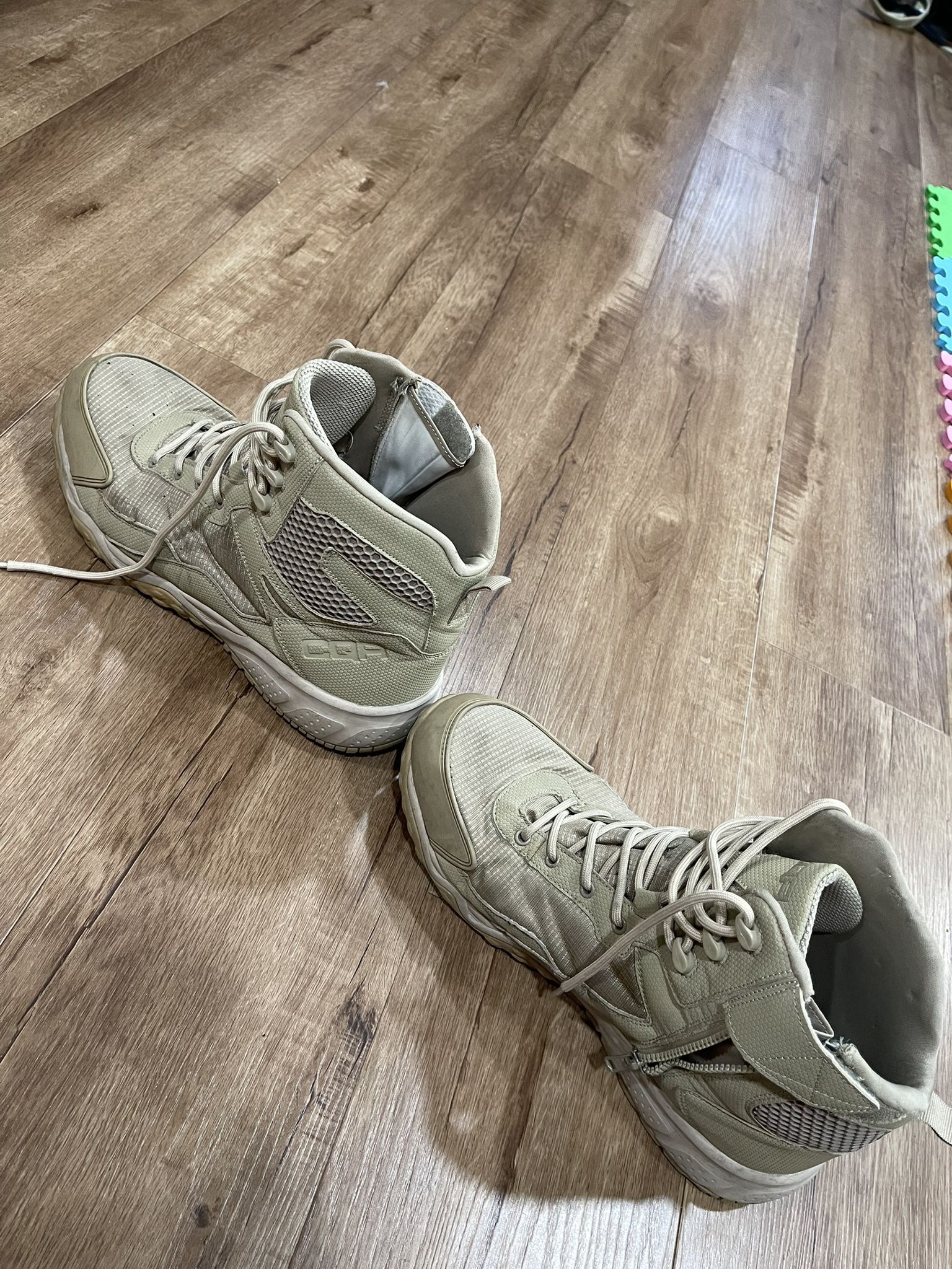 CQR Tan Tactical Boots