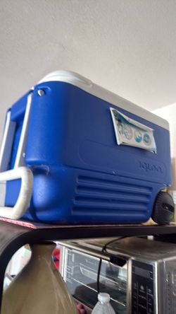 Ice chest