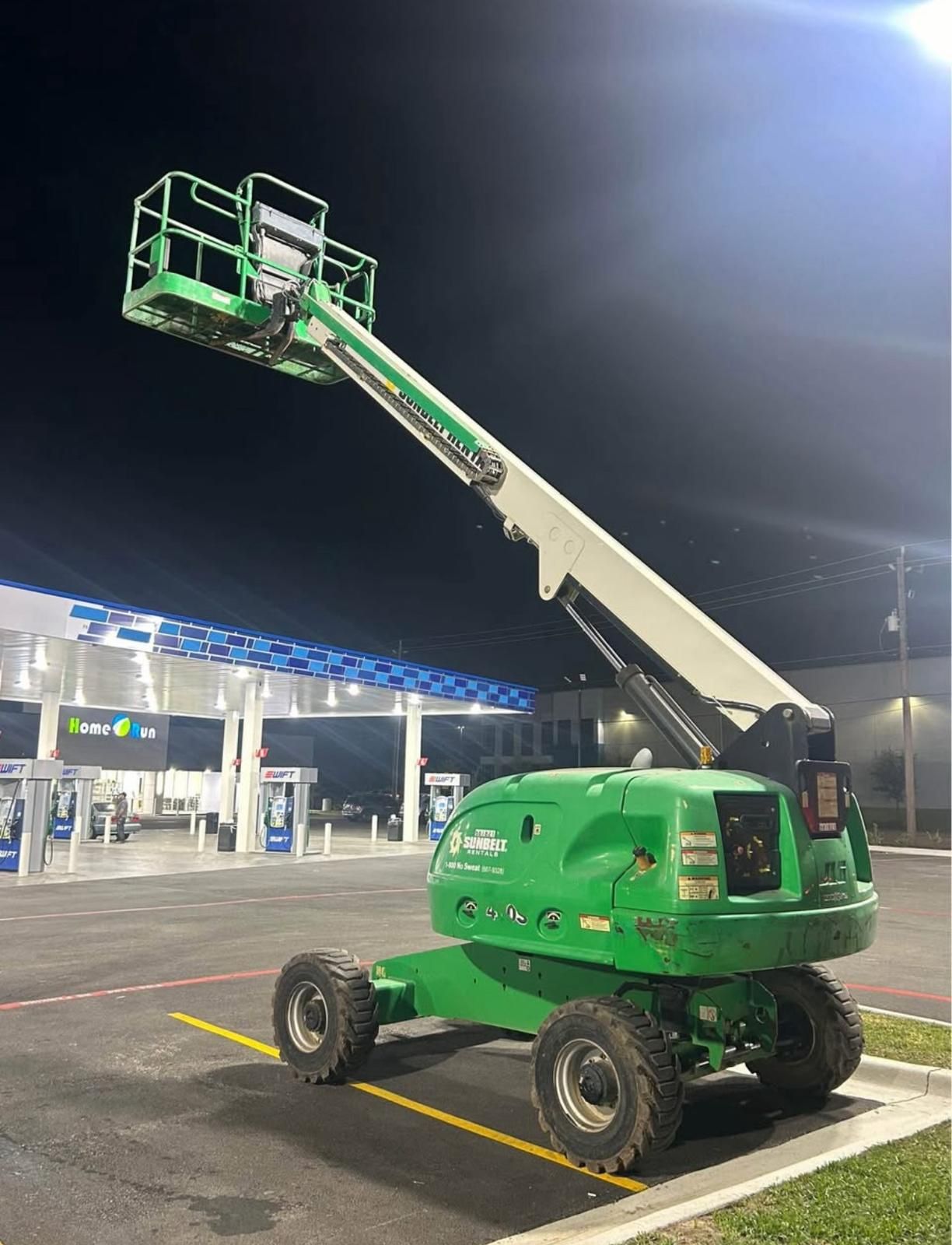 Boom man Lift