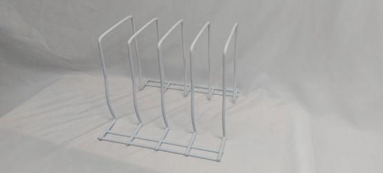 White wire kitchen pot lid/bakeware organizer
