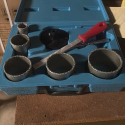 9 Pc Hole Saw Kit