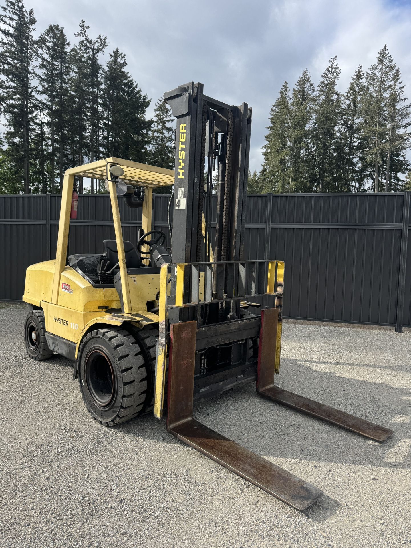 Hyster H110XM ForkLift Diesel 11k Lift Capacity