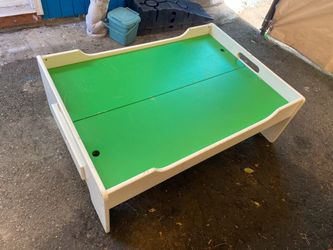 Used kids play table with drawers