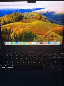 8 GB MacBook Air M3 - 13in 2024 Midnight Blue