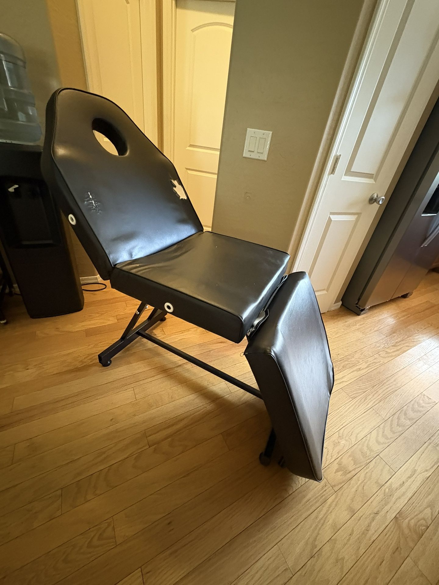 Adjustable Client Table