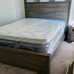 NEW QUEEN-SIZE PILLOW TOP MATTRESS AND BOX SPRING 🆕️