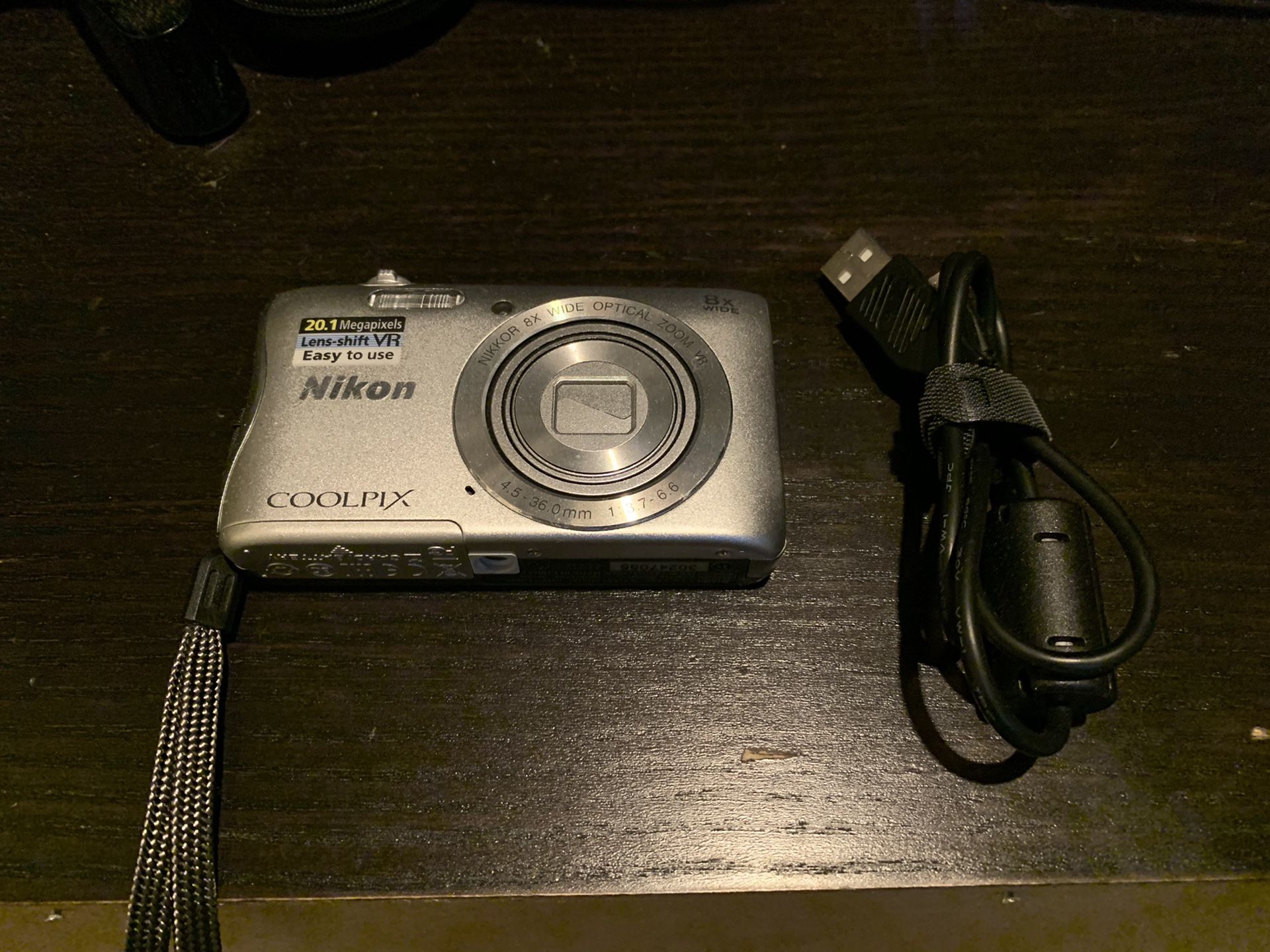 Nikon Coolpix S3700 Digital Camera