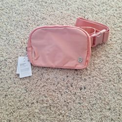 lululemon Crossbody bag Pink 