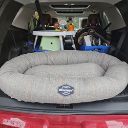 Mississippi Made Donut Dog Bed XL