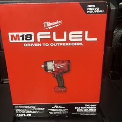 Milwaukee  1/2 impact wrench M18. $260 tool only pick up in Van Nuys