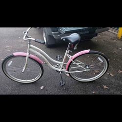 Columbia Cruiser Bike 