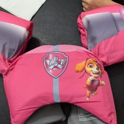 Floating Vest Or Floatie 