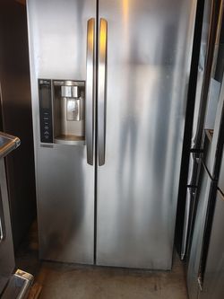 LG Stainless Steel Side By Side Refrigerator