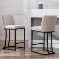 2 Bar Stool Chairs 