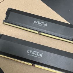 Crucial Memory 32GB (2x16GB) 