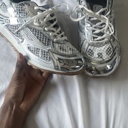 bottega veneta Size 45